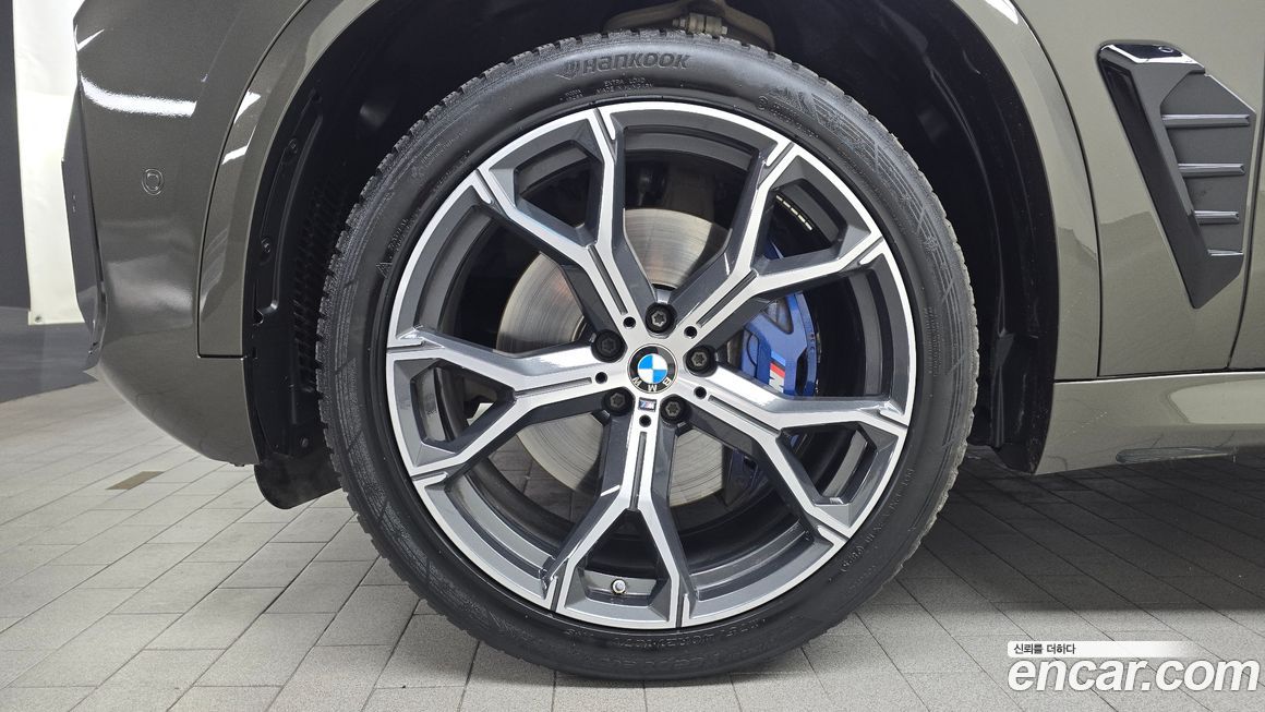 BMW X5 xDrive 40i M Sport, 2025