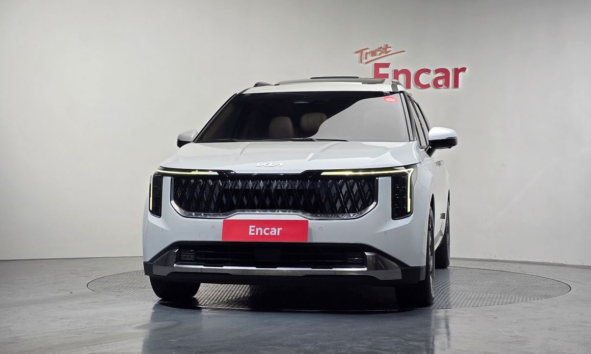 Kia Carnival 7-Seater Signature, 2024