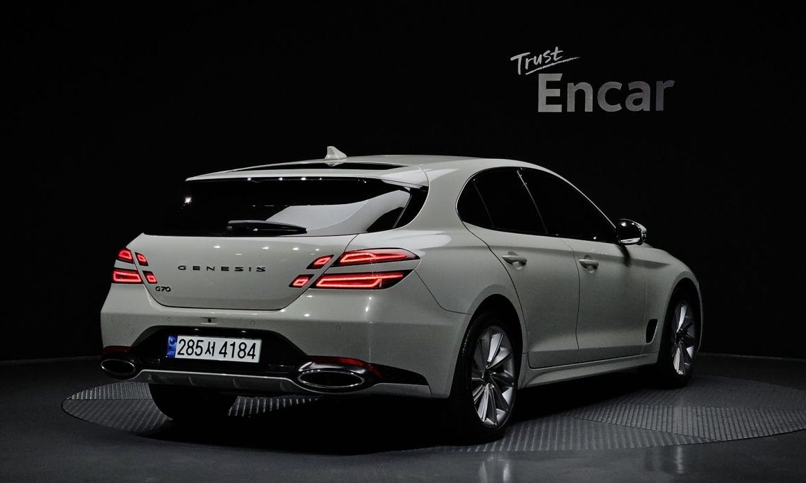 Genesis G70 Gasoline 2.5T 2WD, 2024