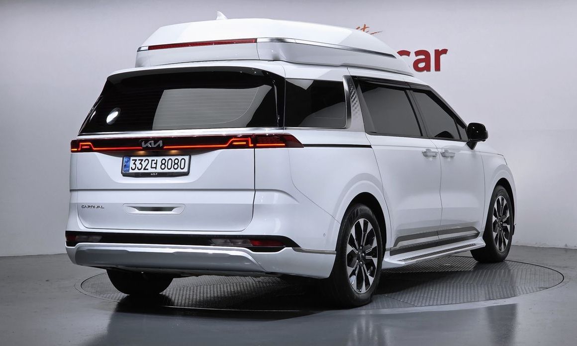 Kia Carnival 9-Seater Hi-Limousine, 2022