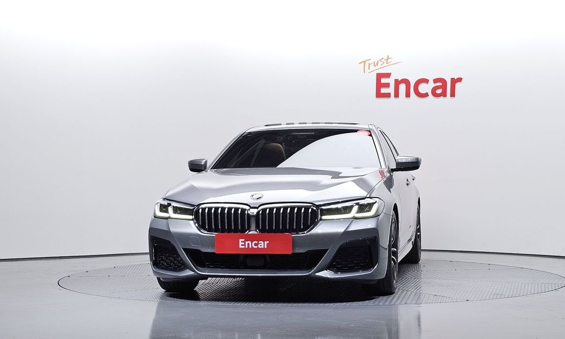 BMW 5-Series 520i M Sport, 2023