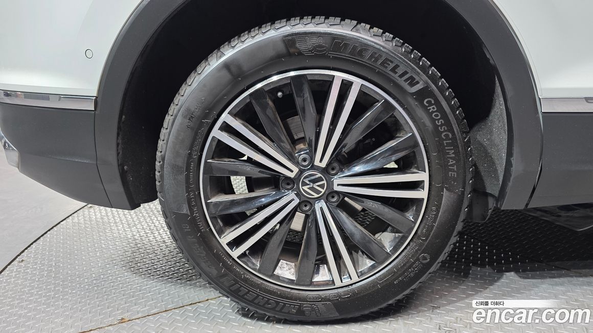 Volkswagen Tiguan 2.0 TDI Premium, 2023