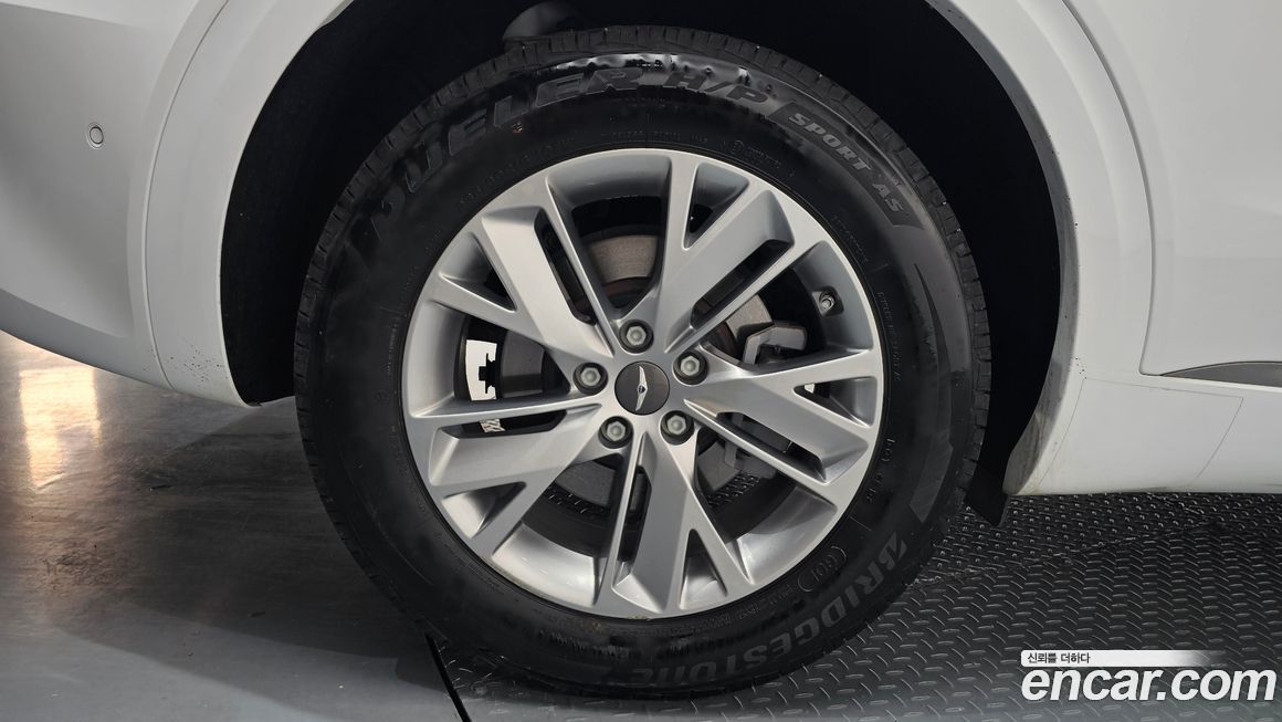 Genesis GV70 2.5T Gasoline 2WD, 2024