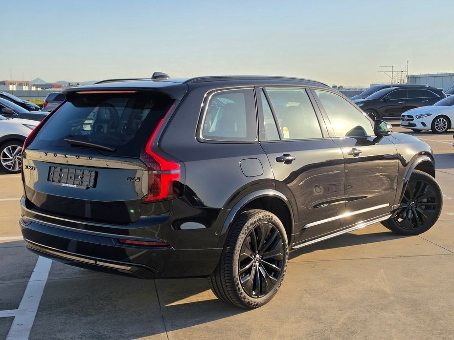 Volvo XC90 B6 Black Edition, 2026