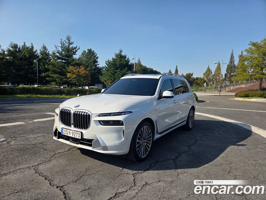 BMW X7 xDrive 40i Design Pure Excellence 7-Seater, 2025