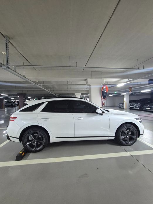 Genesis GV70 2.5T Gasoline AWD, 2025