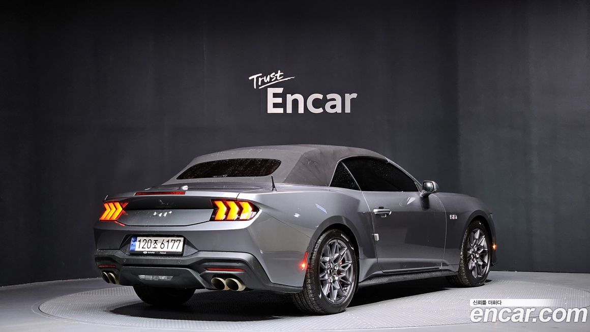 Ford Mustang 5.0 GT Premium Convertible, 2024