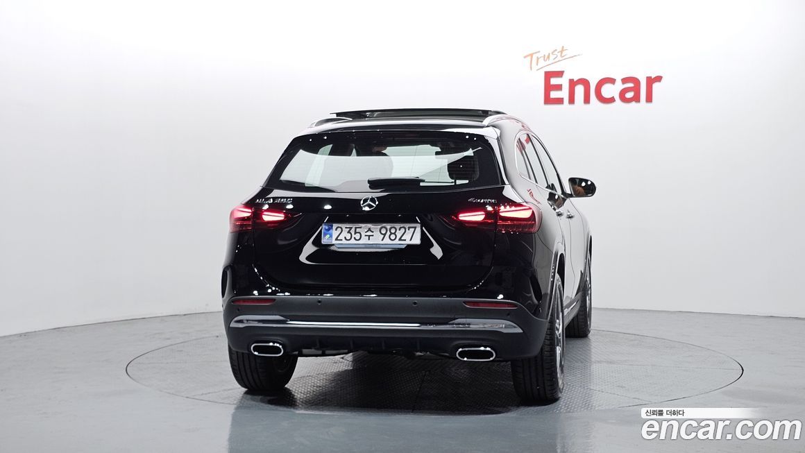 Mercedes-Benz GLA-Class GLA250 4MATIC, 2025