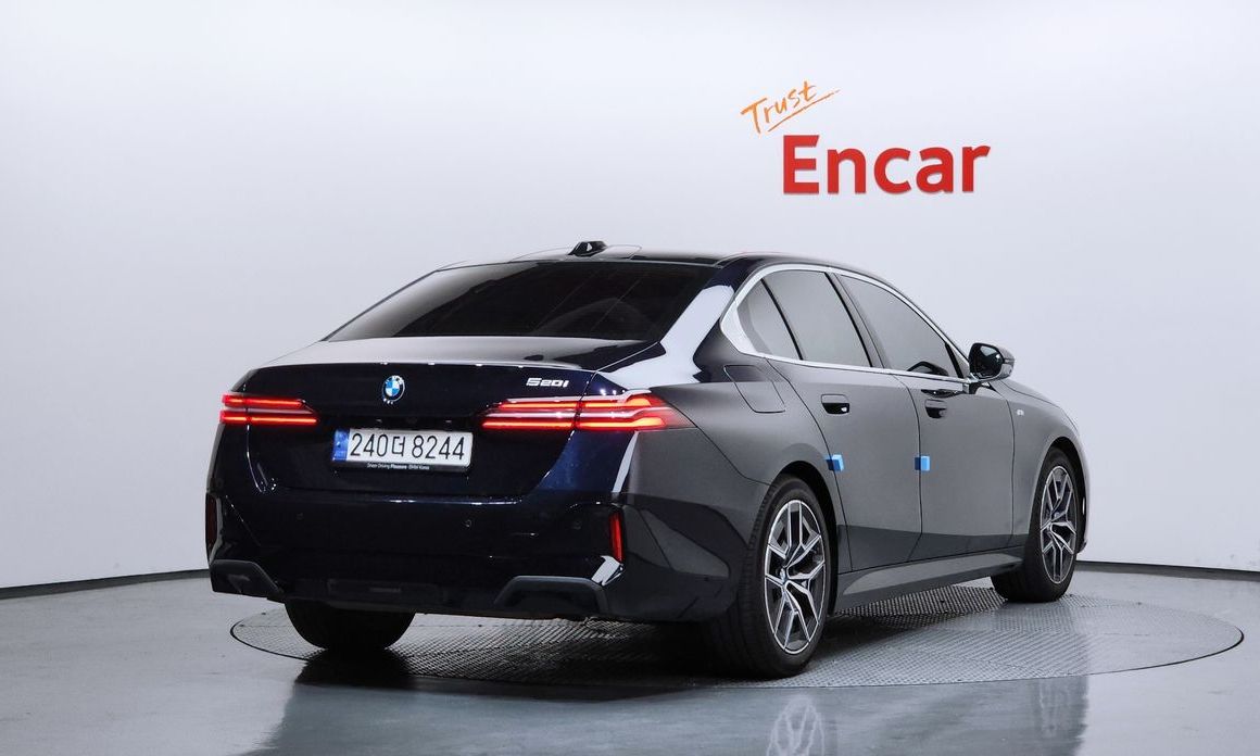 BMW 5-Series 520i M Sport, 2024