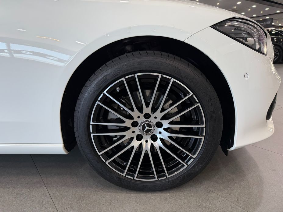 Mercedes-Benz C-Class C200 Avantgarde, 2024