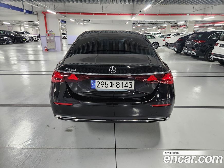 Mercedes-Benz E-Class E200 Avantgarde, 2025