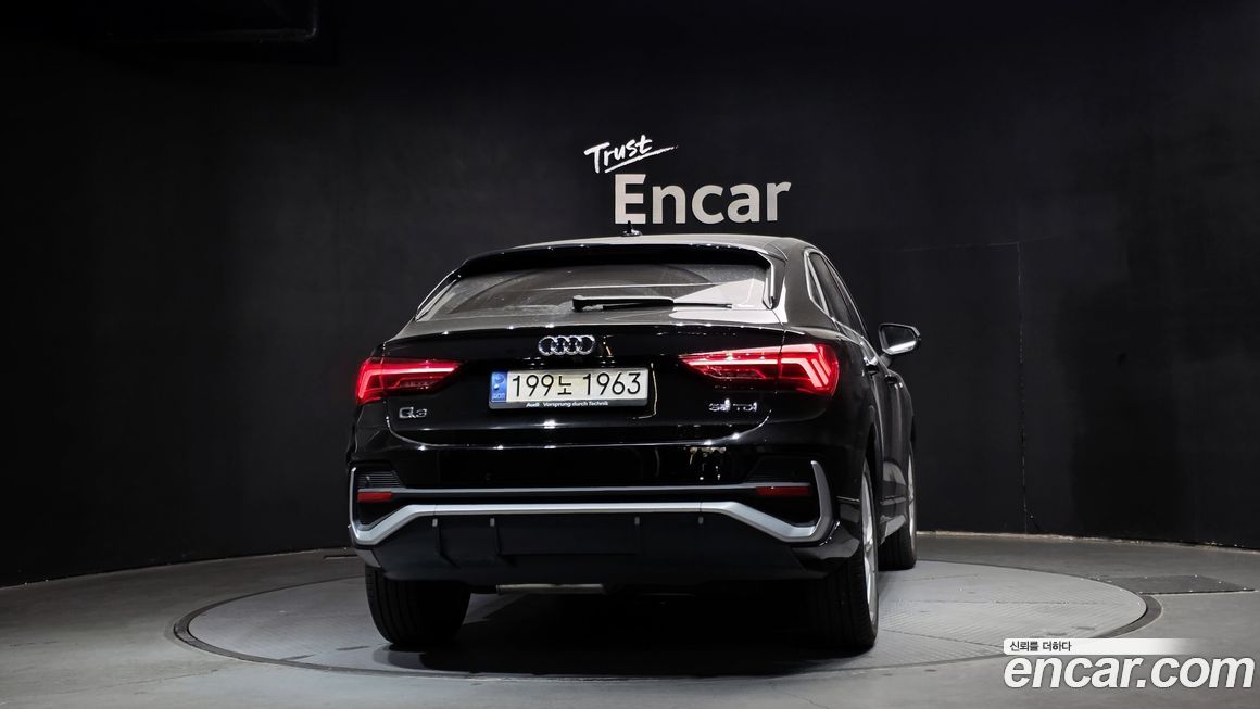 Audi Q3 35 TDI Premium Sportback, 2022