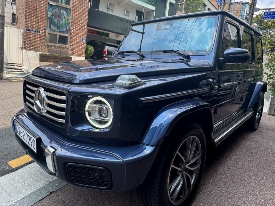 Mercedes-Benz G-Class G450d, 2025