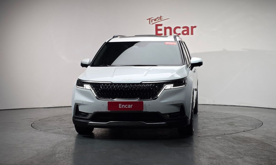 Kia Carnival 7-Seater Signature, 2023