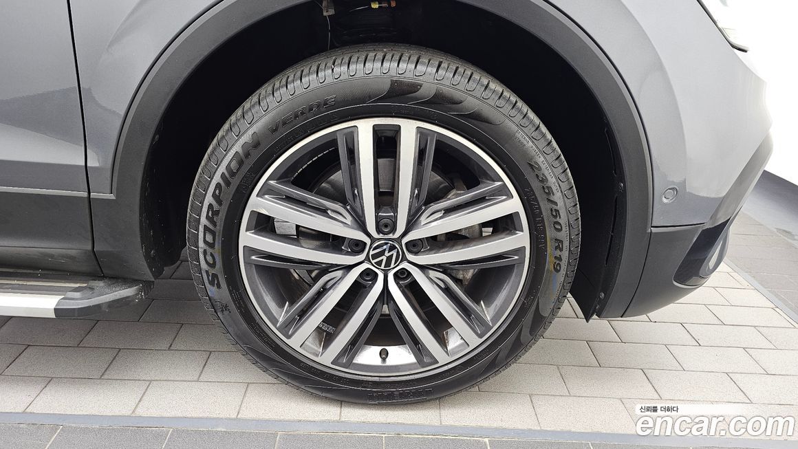 Volkswagen Tiguan 2.0 TSI Prestige, 2023