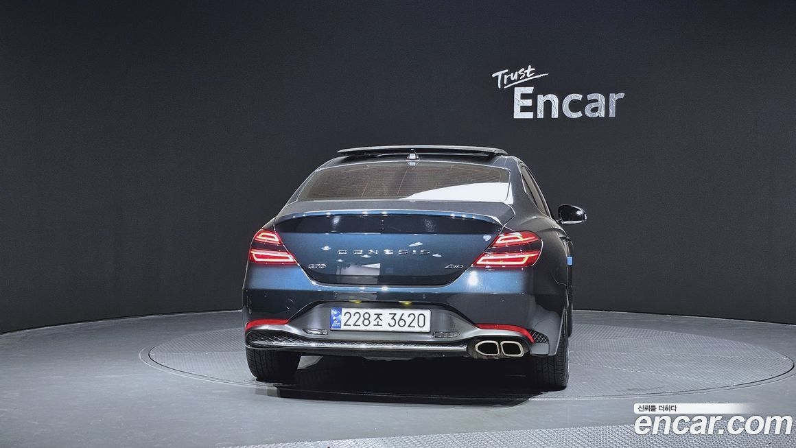 Genesis G70 Gasoline 2.0T 4WD, 2023