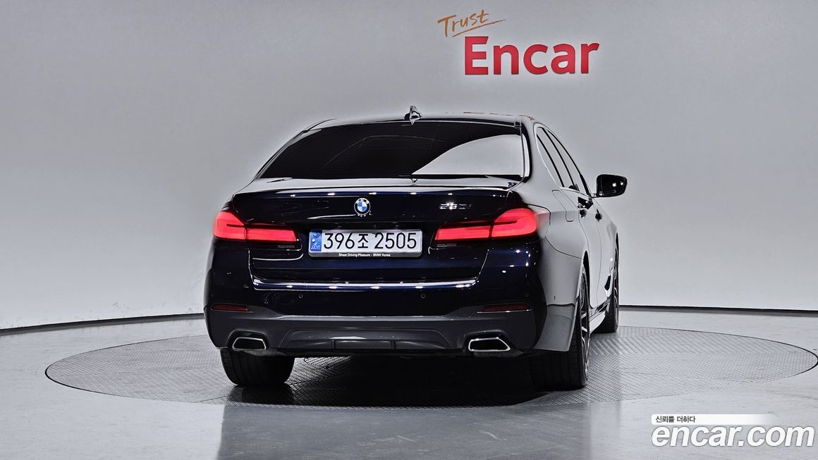 BMW 5-Series 520i M Sport, 2022