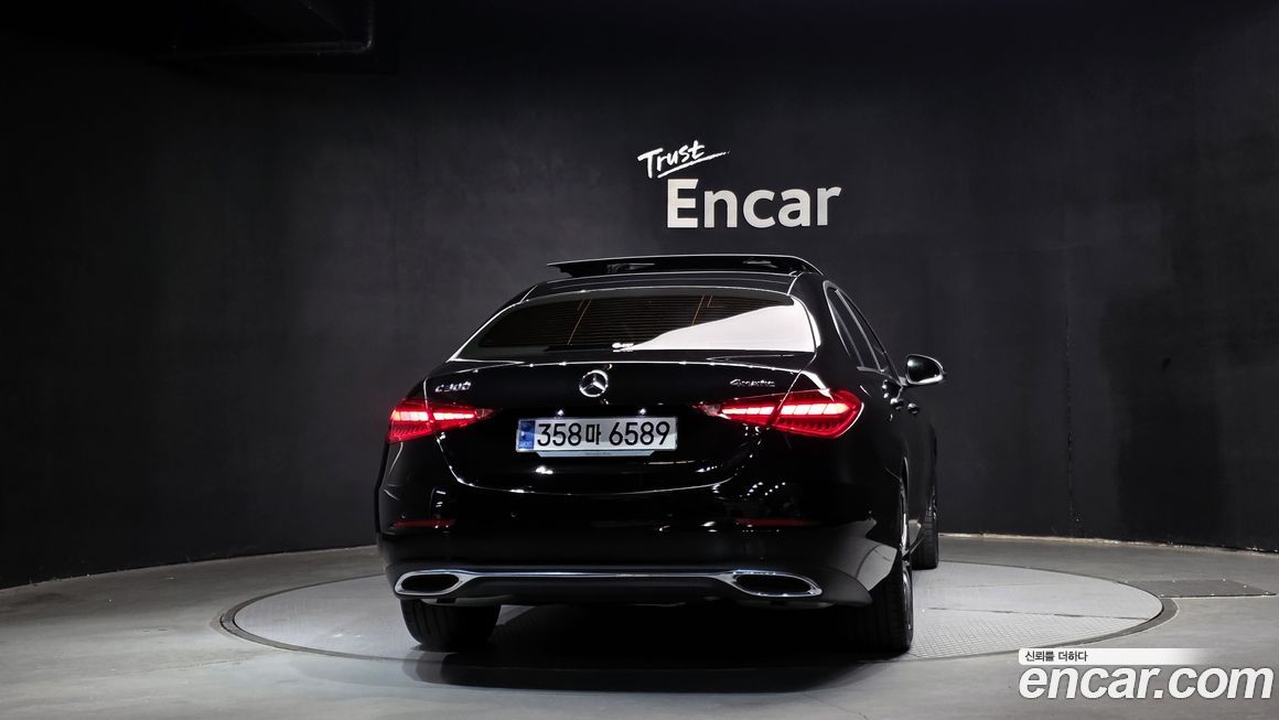 Mercedes-Benz C-Class C300 4MATIC Avantgarde, 2024