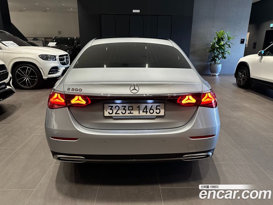 Mercedes-Benz E-Class E200 Avantgarde, 2025