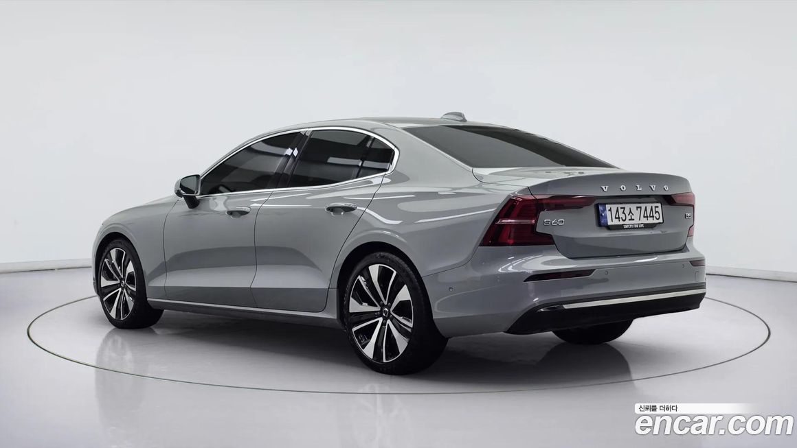 Volvo S60 B5 Ultimate Bright, 2024