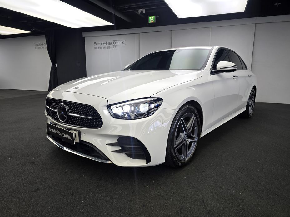Mercedes-Benz E-Class E250 AMG Line, 2023