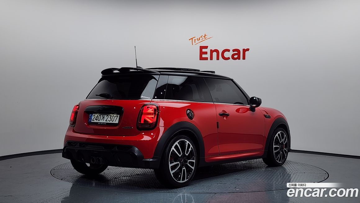 Mini Cooper JCW, 2023