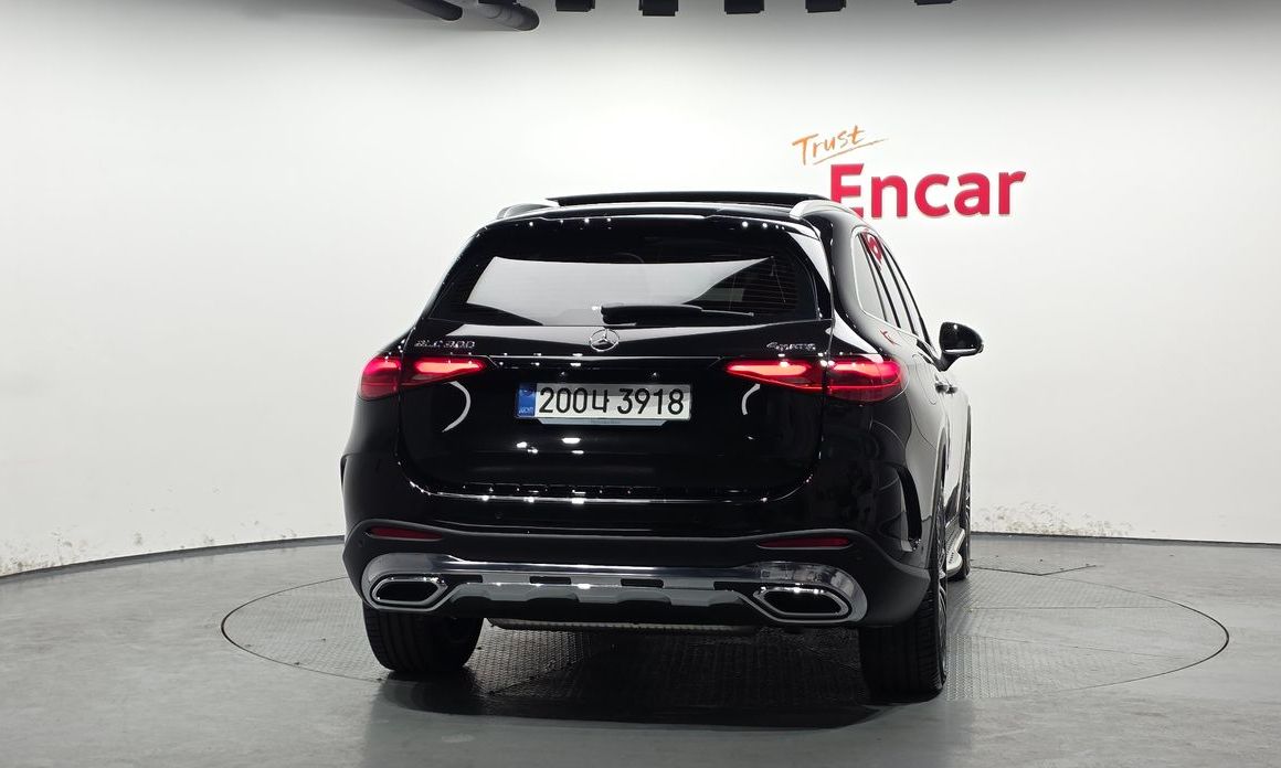 Mercedes-Benz GLC-Class GLC300 4MATIC AMG Line, 2025