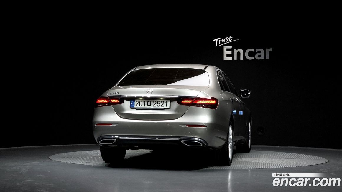 Mercedes-Benz E-Class E250 Exclusive, 2022