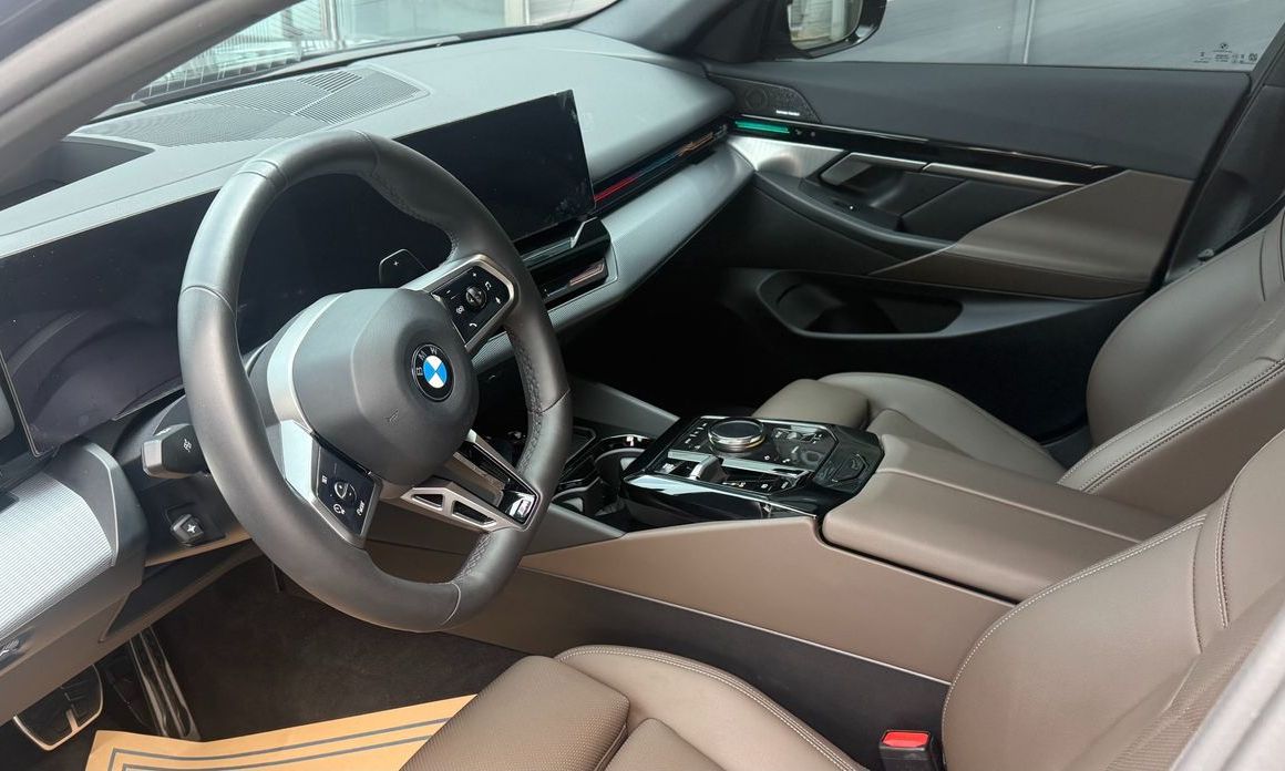 BMW 5-Series 520i M Sport, 2024