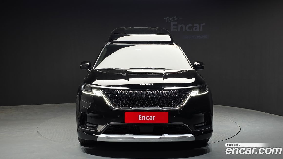 Kia Carnival 9-Seater Hi-Limousine, 2023