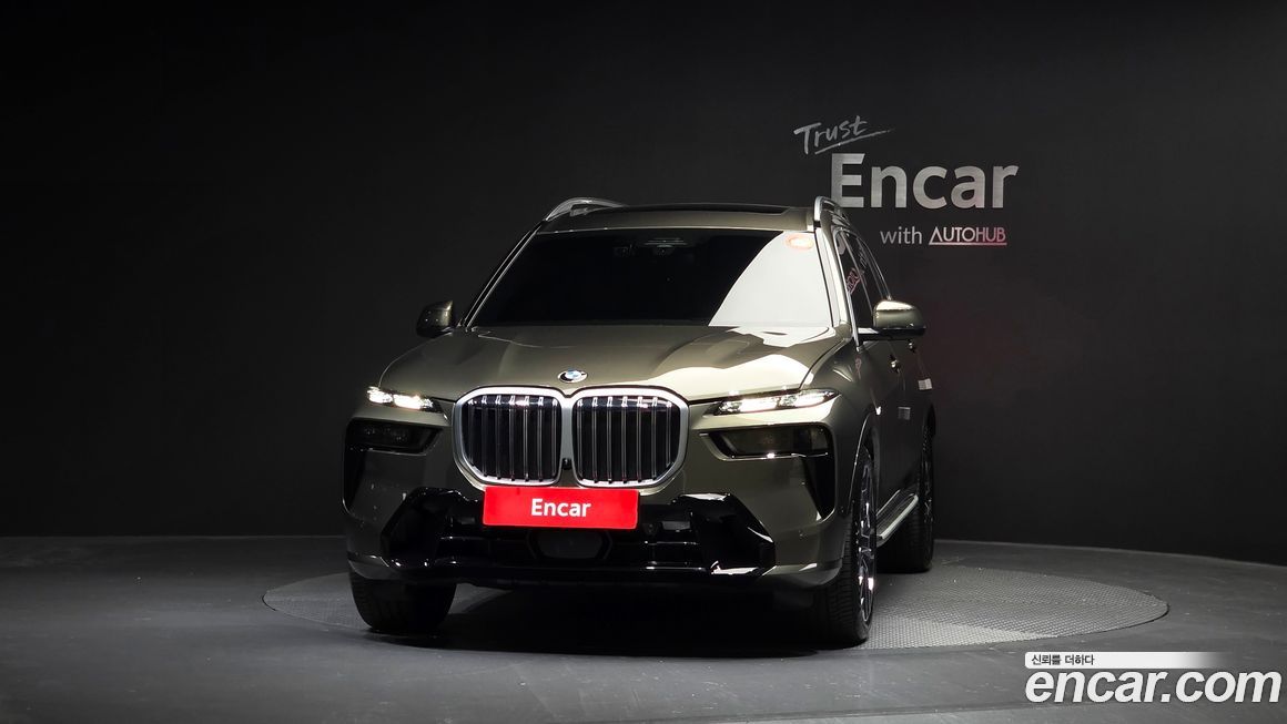 BMW X7 xDrive 40i M Sport 6STR, 2025