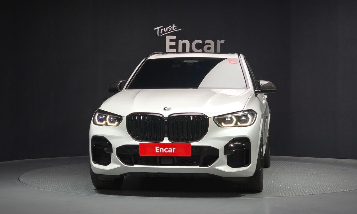BMW X5 M50i, 2022