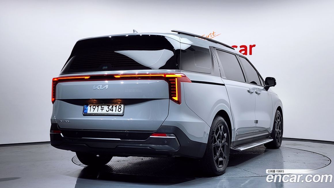 Kia Carnival 7-Seater Gravity, 2025