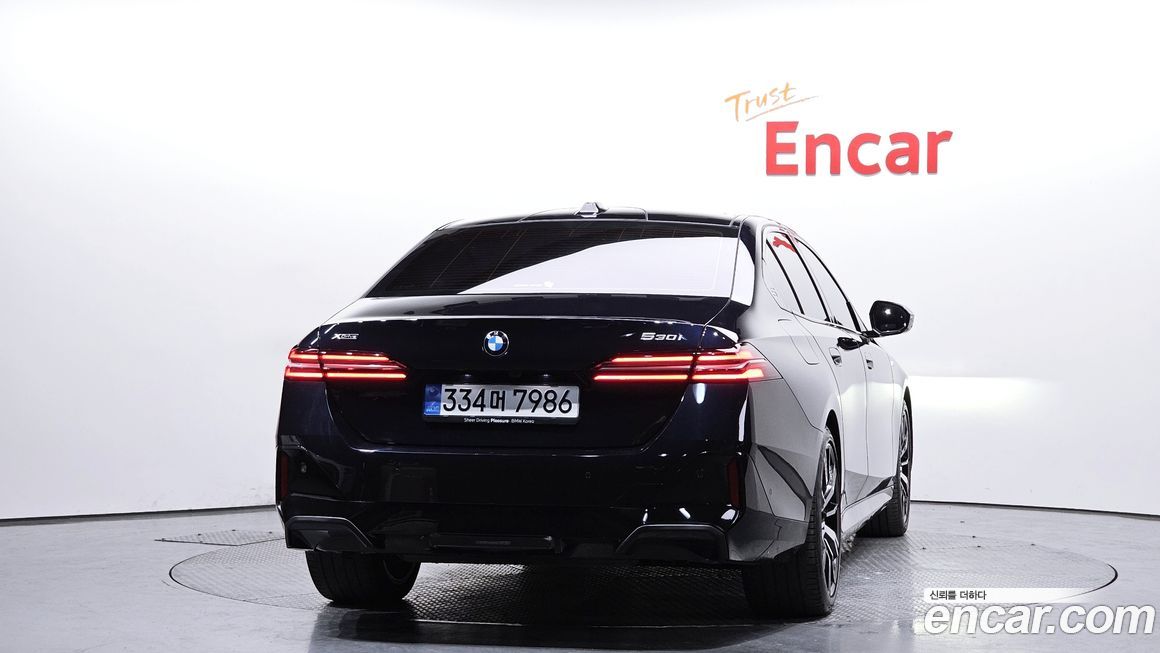 BMW 5-Series 530i xDrive M Sport, 2025