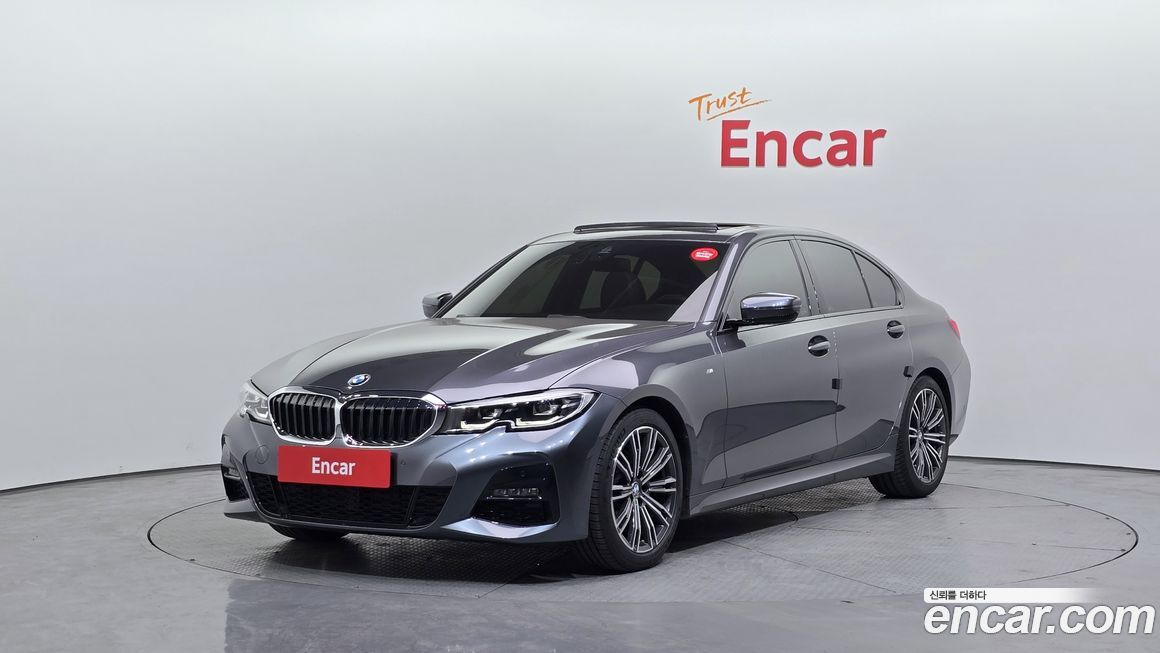 BMW 3-Series 320i M Sport, 2022