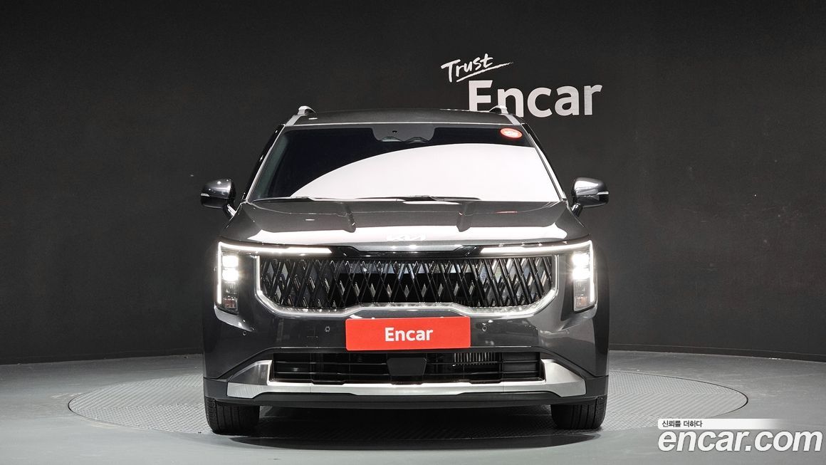 Kia Carnival 9-Seater Signature, 2025