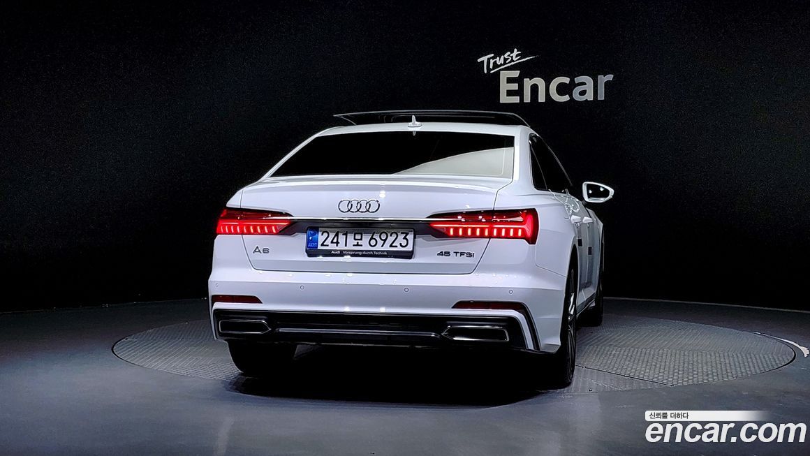 Audi A6 45 TFSI Premium, 2023