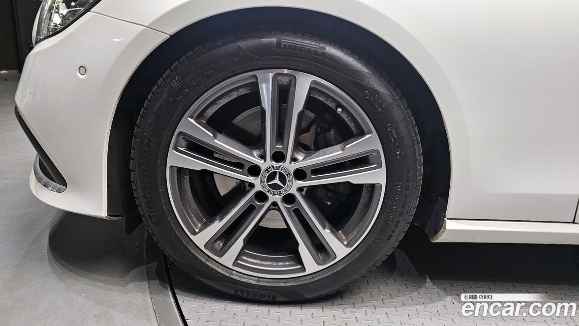 Mercedes-Benz E-Class E250 Avantgarde, 2023