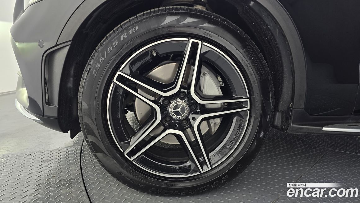 Mercedes-Benz GLC-Class GCL300 4MATIC Coupe, 2023