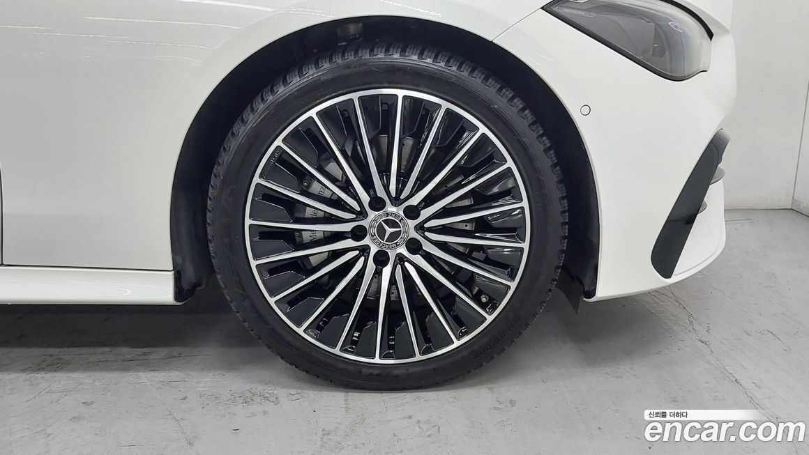 Mercedes-Benz CLE-Class CLE200 Coupe, 2024