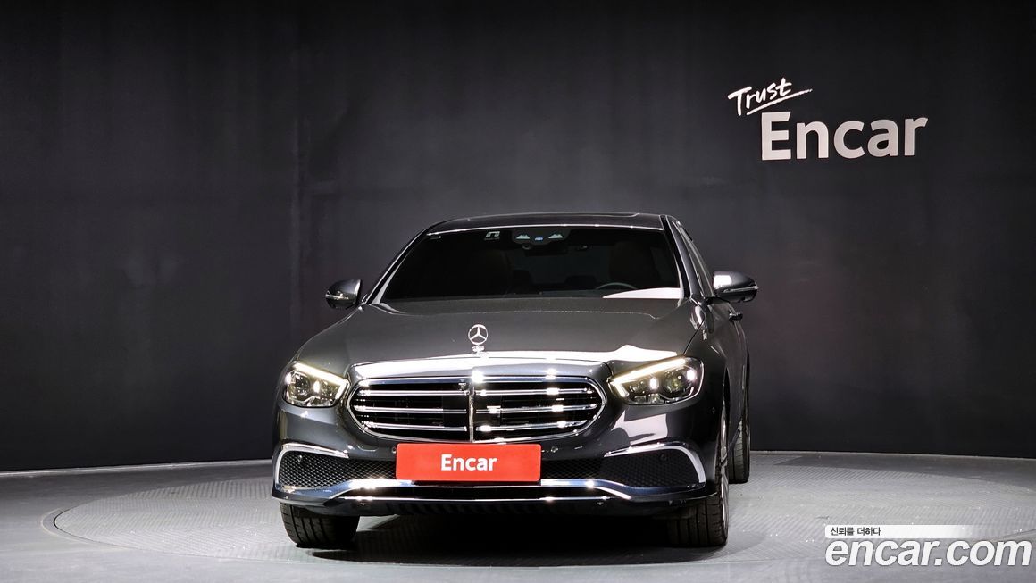 Mercedes-Benz E-Class E350 4MATIC Exclusive, 2023