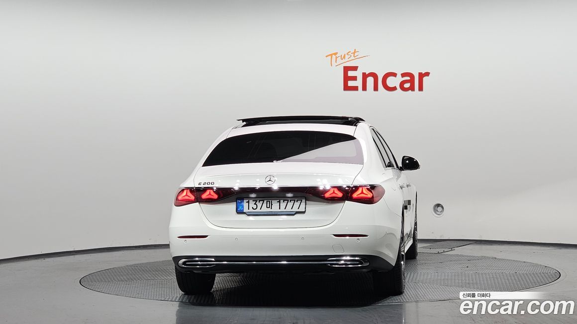 Mercedes-Benz E-Class E200 Avantgarde, 2025