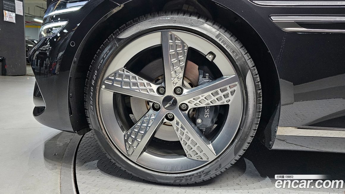 Genesis G80 Gasoline 2.5 Turbo AWD, 2025