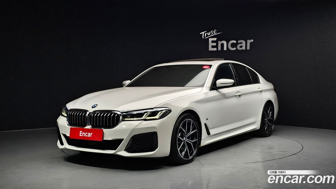 BMW 5-Series 530i M Sport Package, 2023