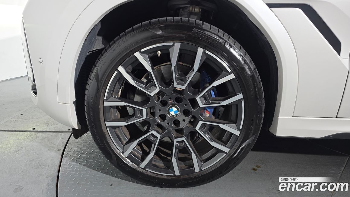 BMW X6 xDrive30d M Sport, 2024