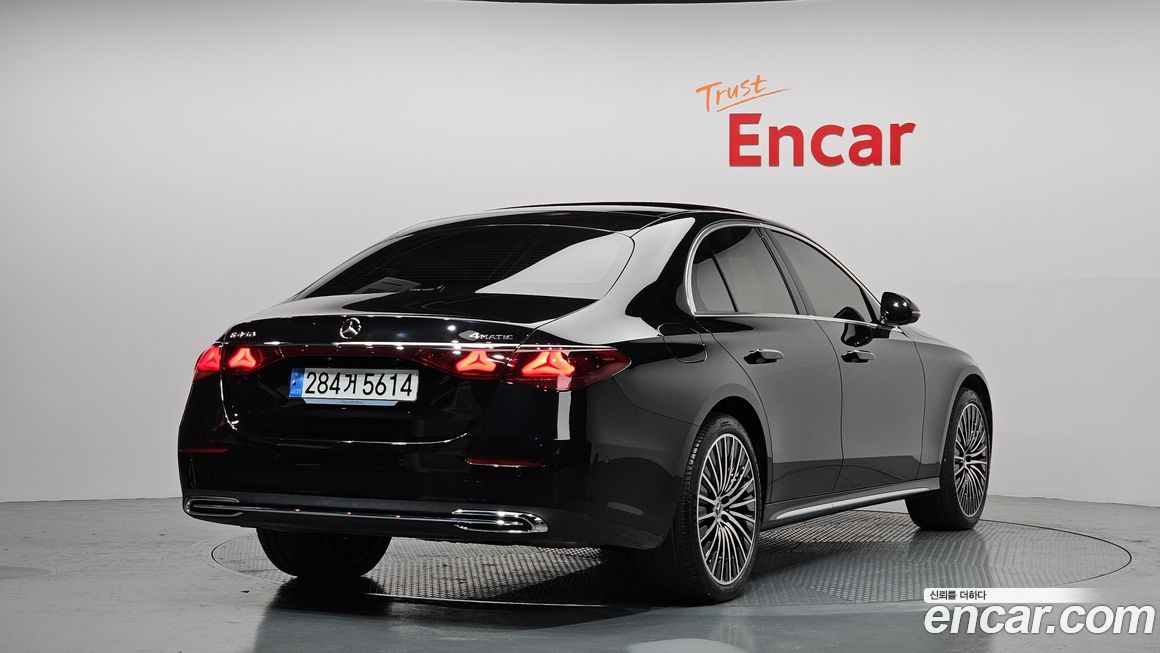 Mercedes-Benz E-Class E450 4MATIC Exclusive, 2024