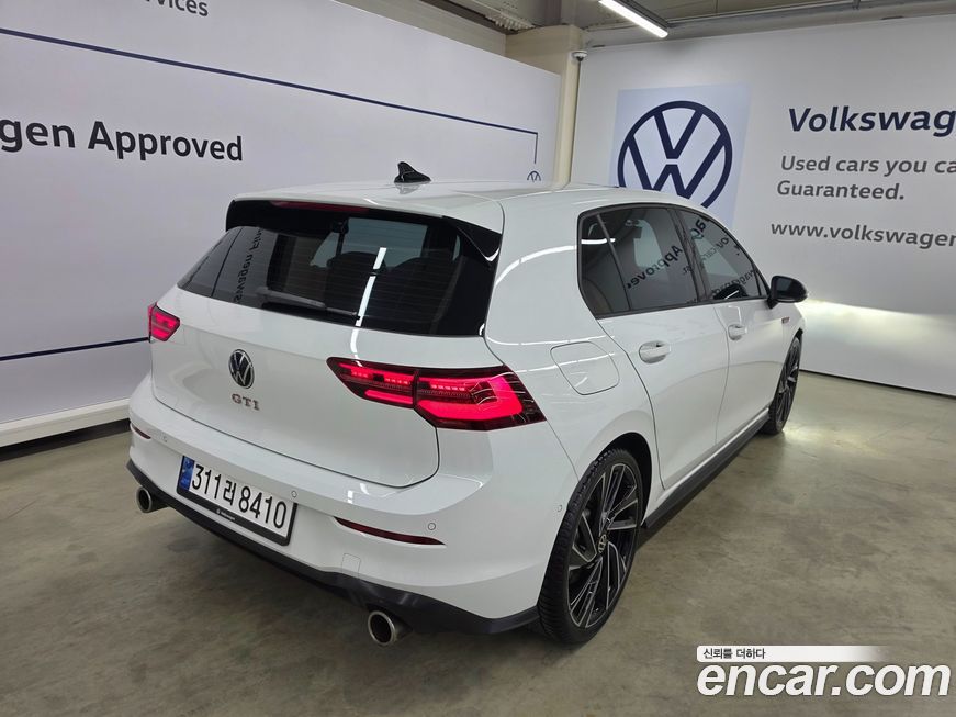 Volkswagen Golf 2.0 GTI, 2024