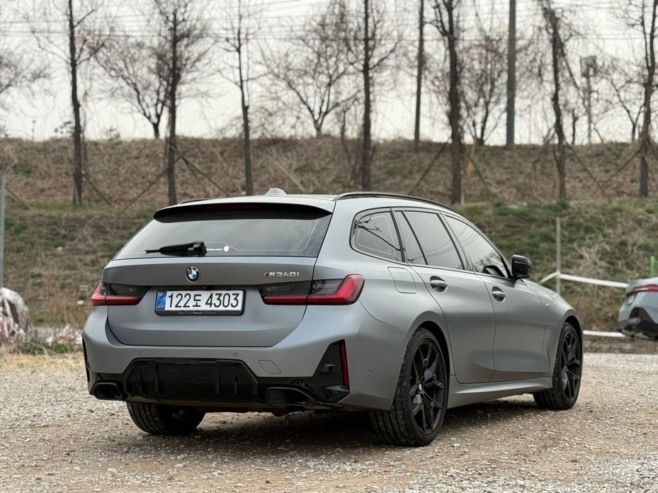 BMW 3-Series M340i xDrive Touring Pro FIrst Edition, 2026
