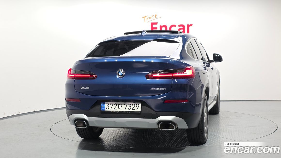 BMW X4 xDrive20i xLine, 2022