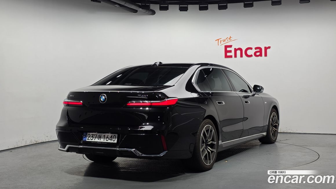 BMW 7-Series 740i xDrive M Sport, 2024